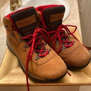 Columbia Hiking Boots